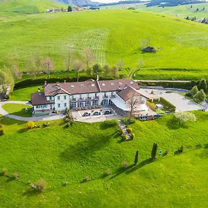 https://hotel-golf-villa-bonomo.hotelinveneto.com