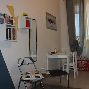 Bed & Breakfast Bed 'n Books, Sassari
