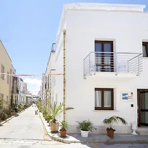 https://il-mare-dentro-rooms.sicilyhotelsitaly.net